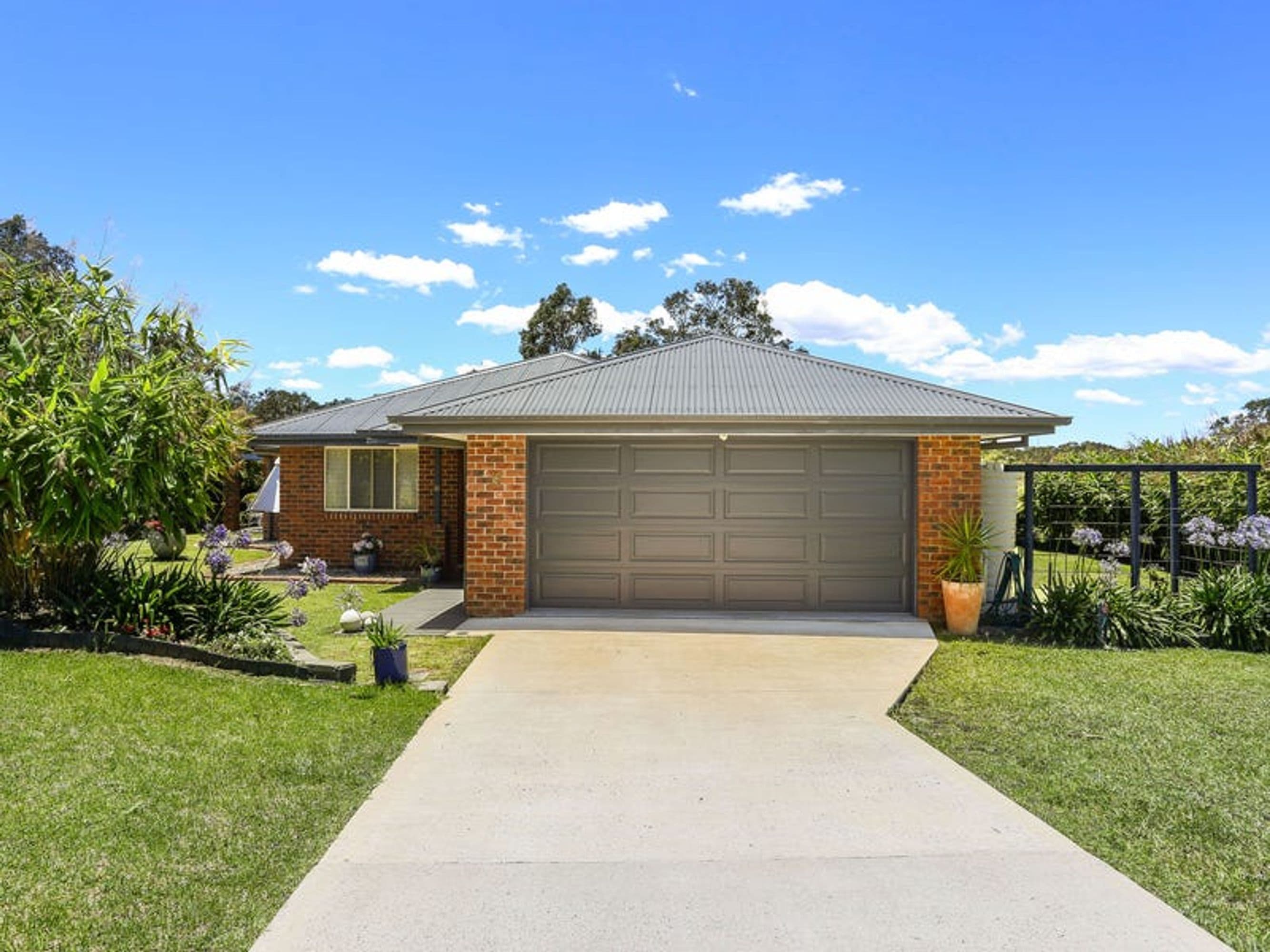 18 Silky Oak Close, Lawrence - Image 1