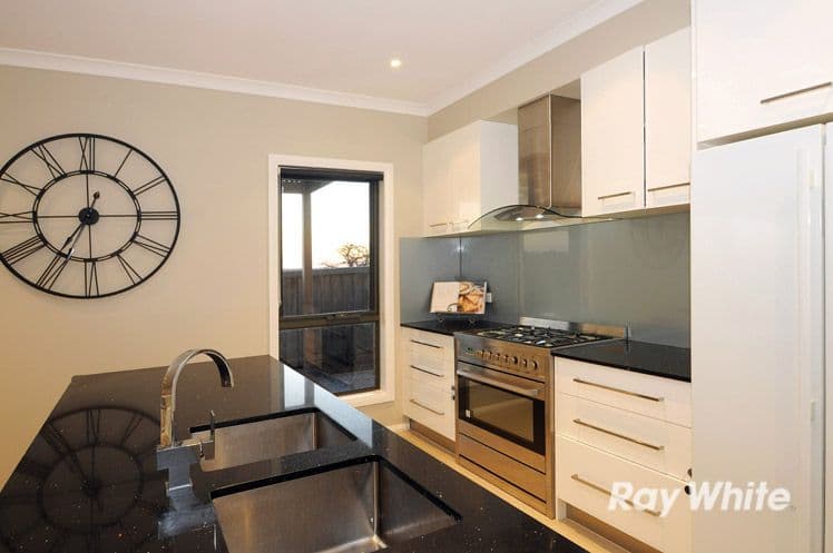 53 George Frederick Road, CRANBOURNE WEST VIC 3977, Cranbourne West - Thumbnail 4