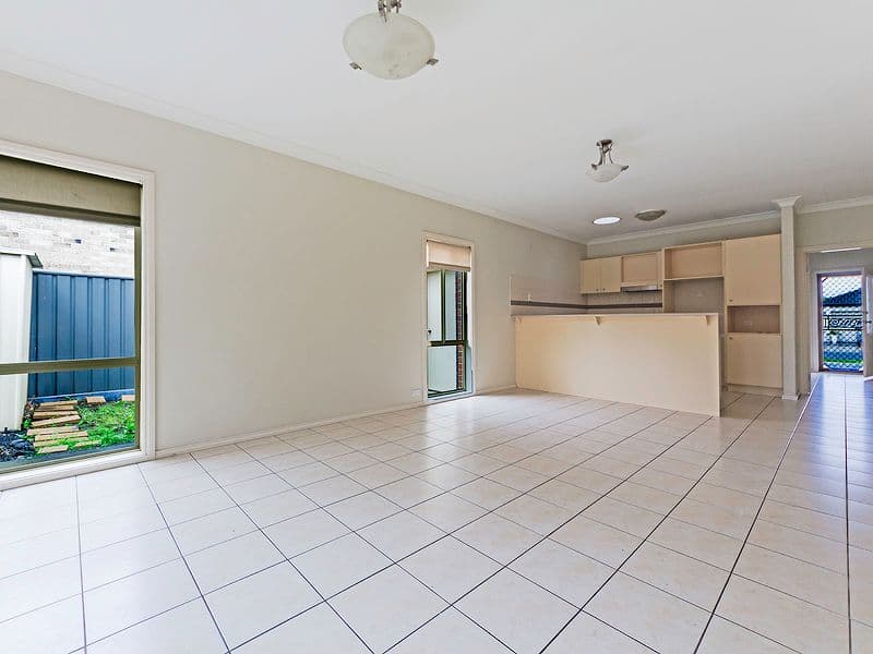 22 Cassan Way, Caroline Springs VIC 3023, Caroline Springs - Thumbnail 4