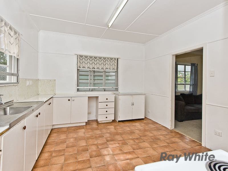 15 Sheehy Street, STAFFORD QLD 4053, Stafford - Thumbnail 5