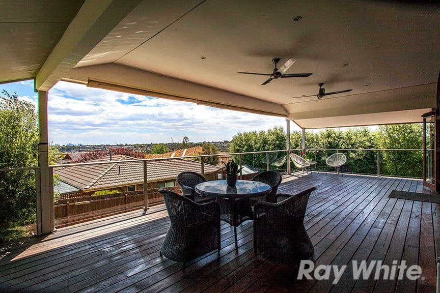 4 Kimberley Court, Mount Waverley VIC 3149, Mount Waverley - Thumbnail 4