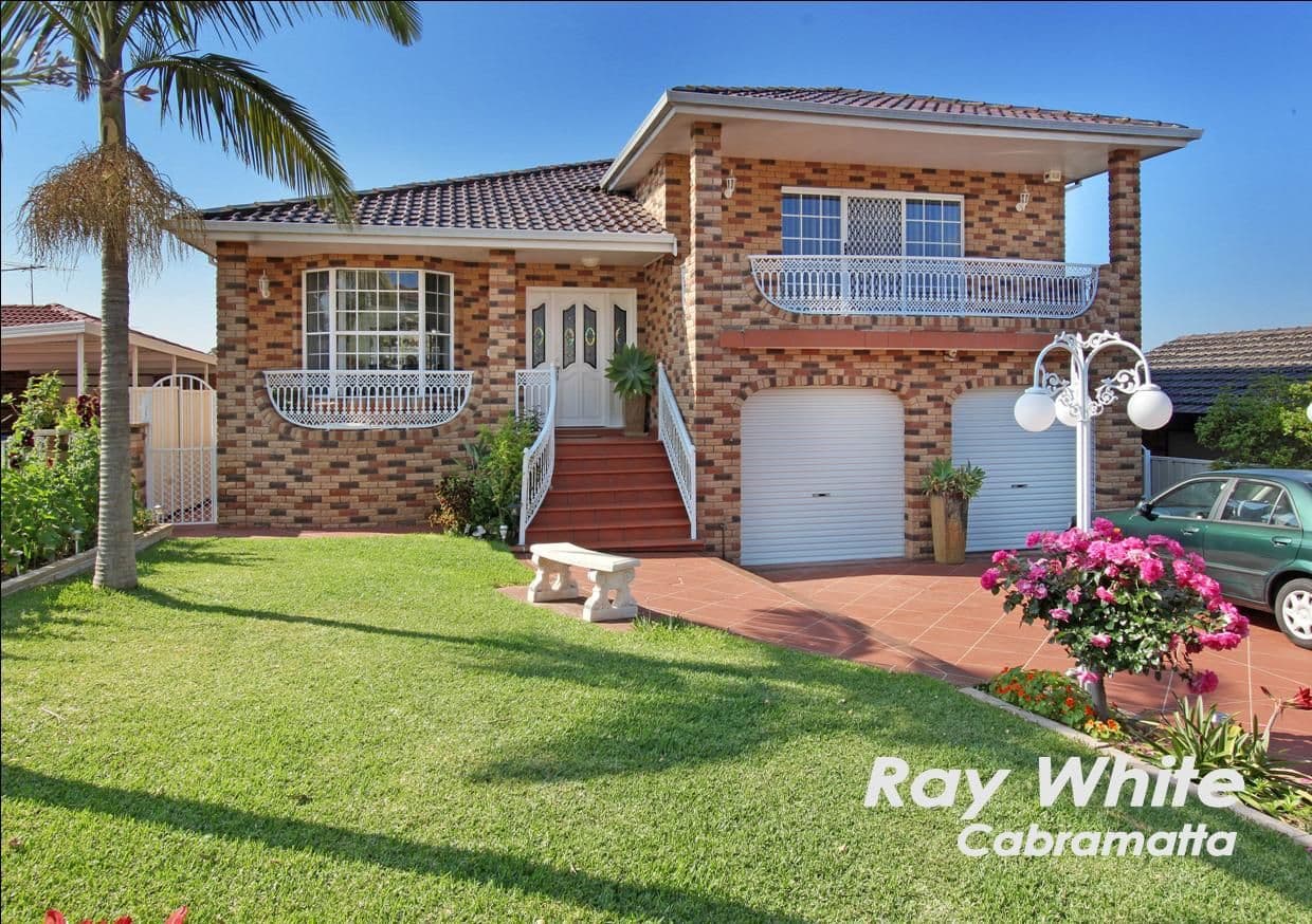 14 Torwood Place, St Johns Park NSW 2176, St Johns Park - Image 1