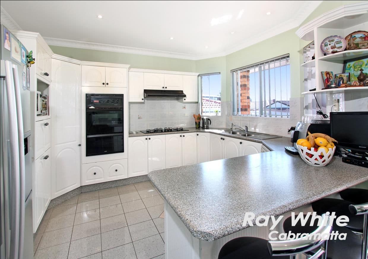 14 Torwood Place, St Johns Park NSW 2176, St Johns Park - Thumbnail 4