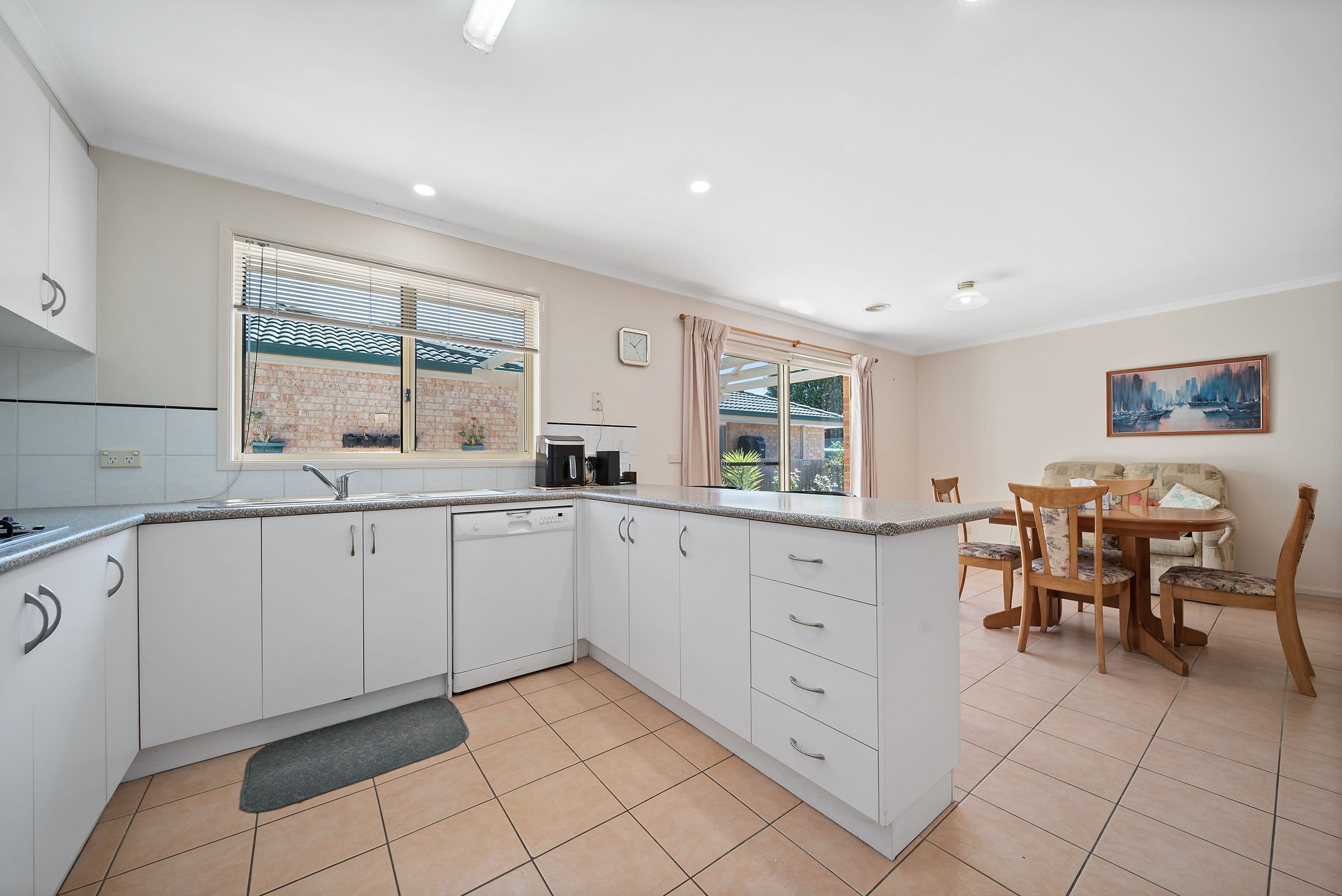 17 Akubra Place, Dunlop ACT 2615, Dunlop - Thumbnail 2
