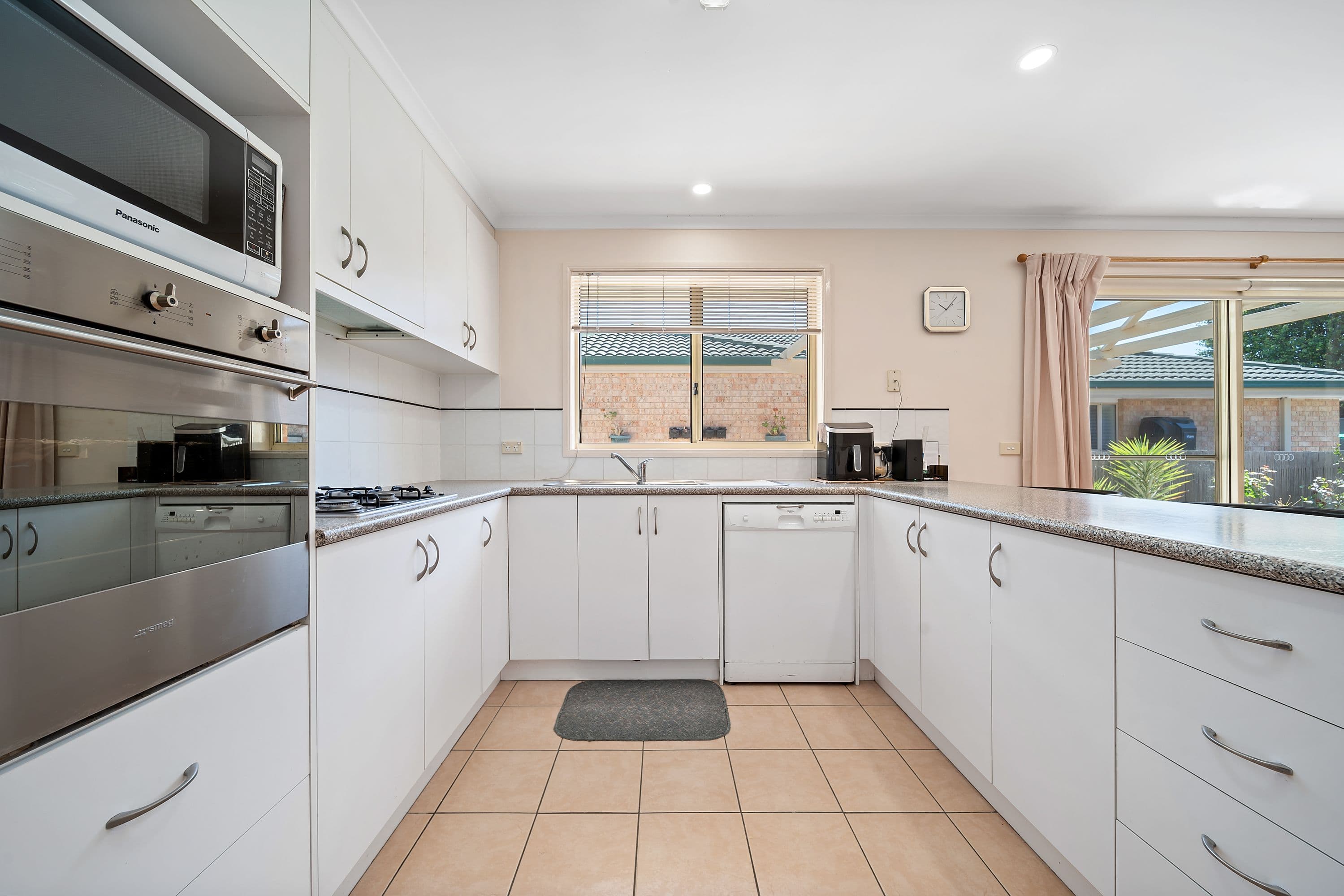 17 Akubra Place, Dunlop ACT 2615, Dunlop - Thumbnail 3