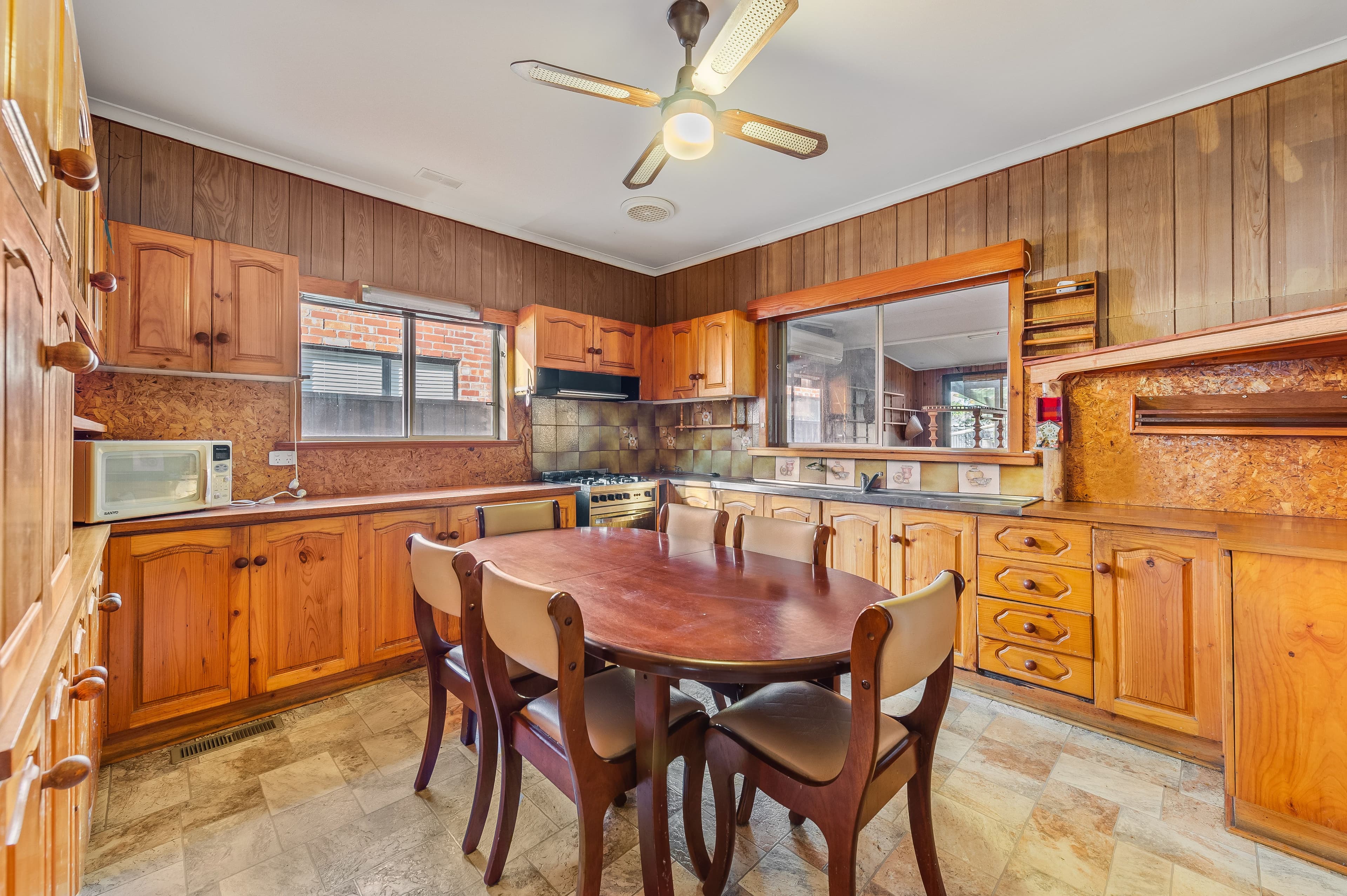 7 Savige Street, Newport VIC 3015, Newport - Thumbnail 3
