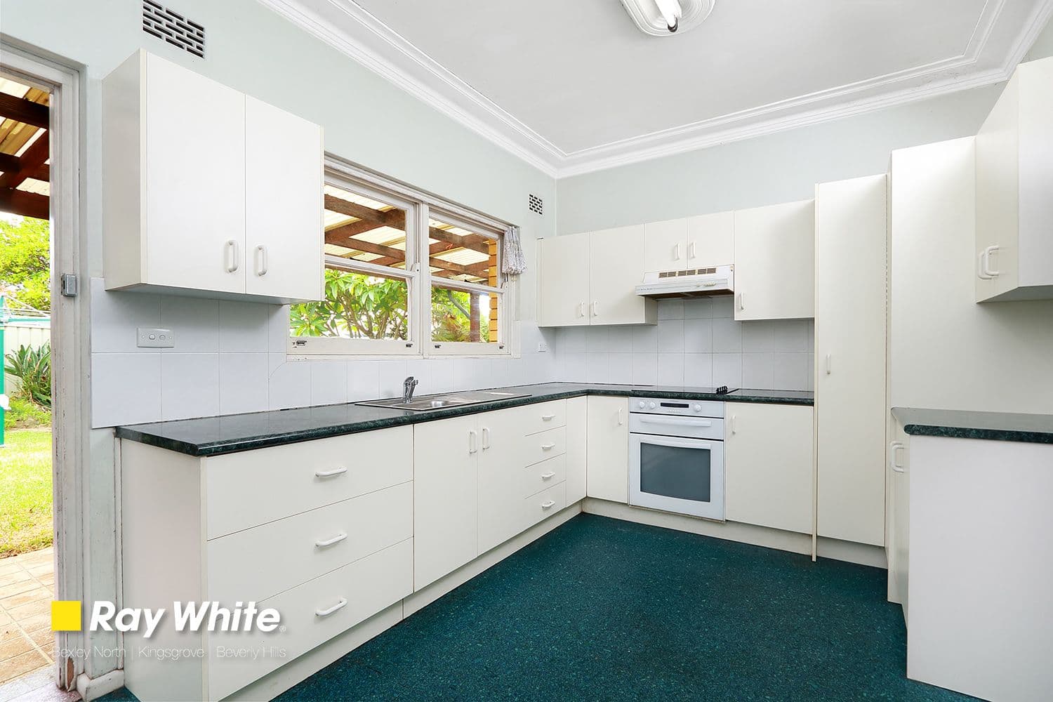 33 Mayfair Crescent, Beverly Hills NSW 2209, Beverly Hills - Thumbnail 3
