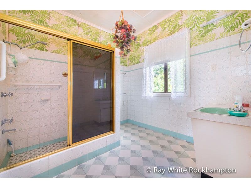 2 medcraf Street, PARK AVENUE QLD 4701, Park Avenue - Thumbnail 8