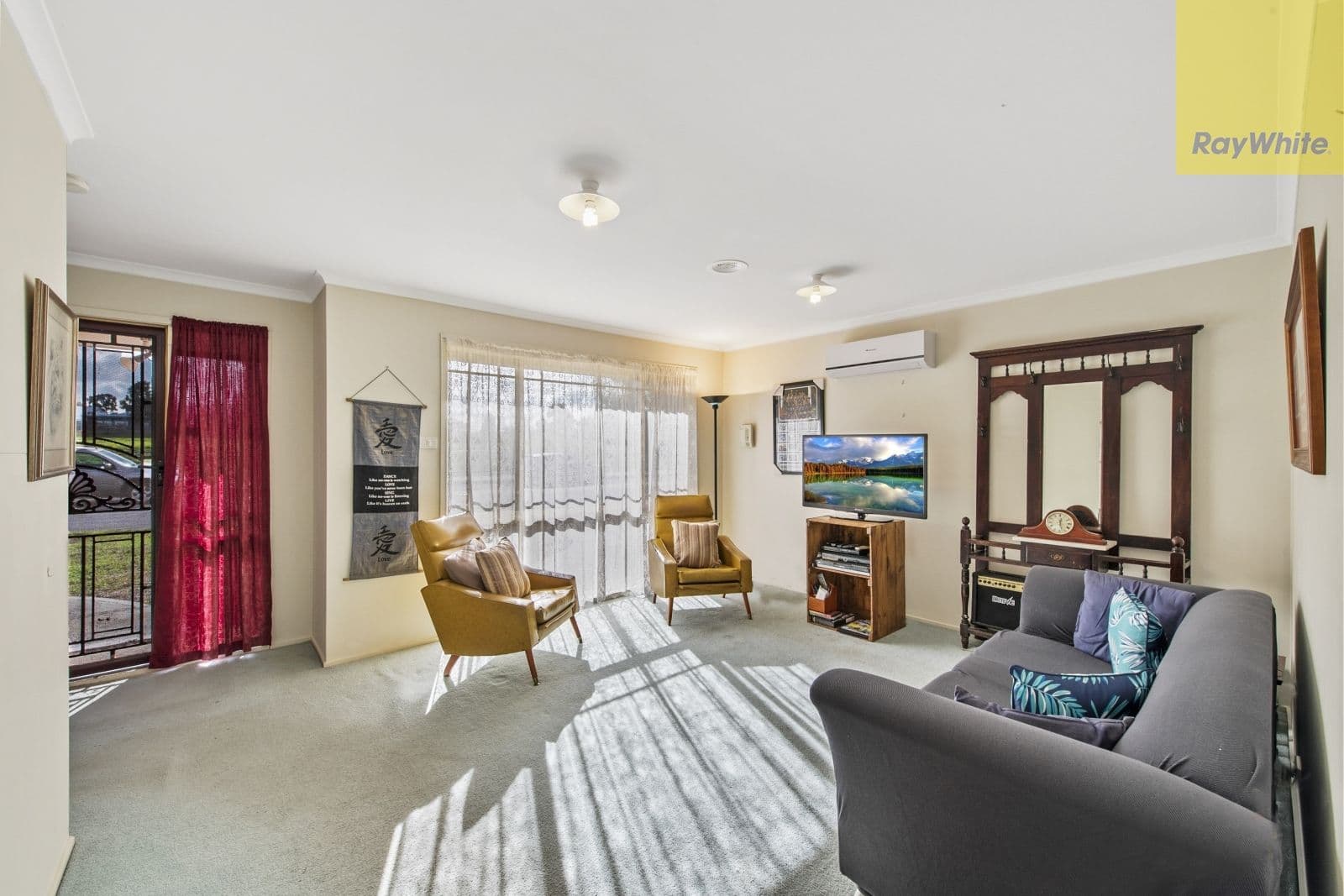 43 Boberrit Wynd, Sydenham VIC 3037, Sydenham - Thumbnail 2