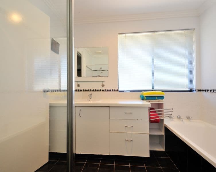 39 Adina Way, Rockingham WA 6168, Rockingham - Thumbnail 7