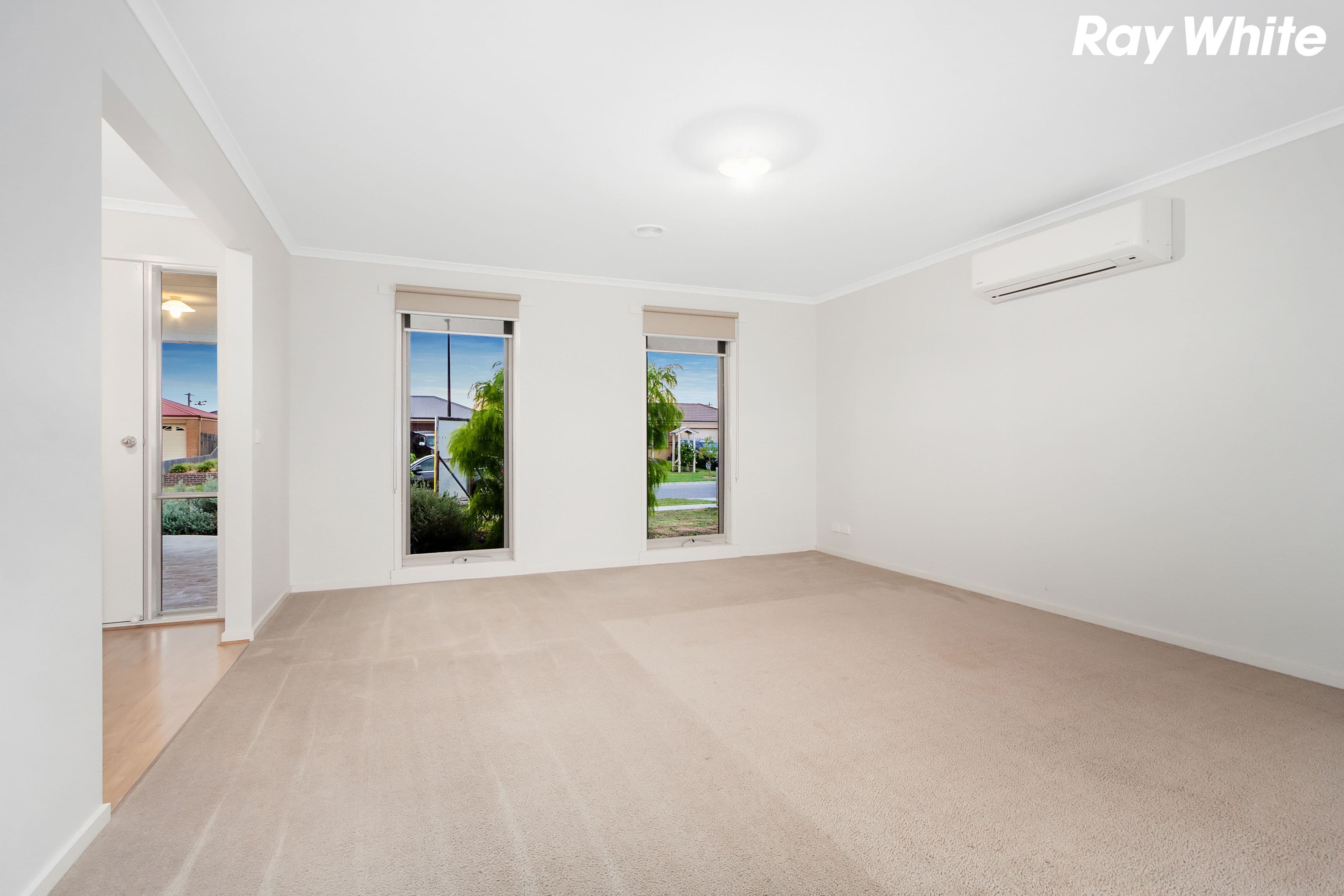 12 Ruby Avenue, Koo Wee Rup VIC 3981, Koo Wee Rup - Thumbnail 4