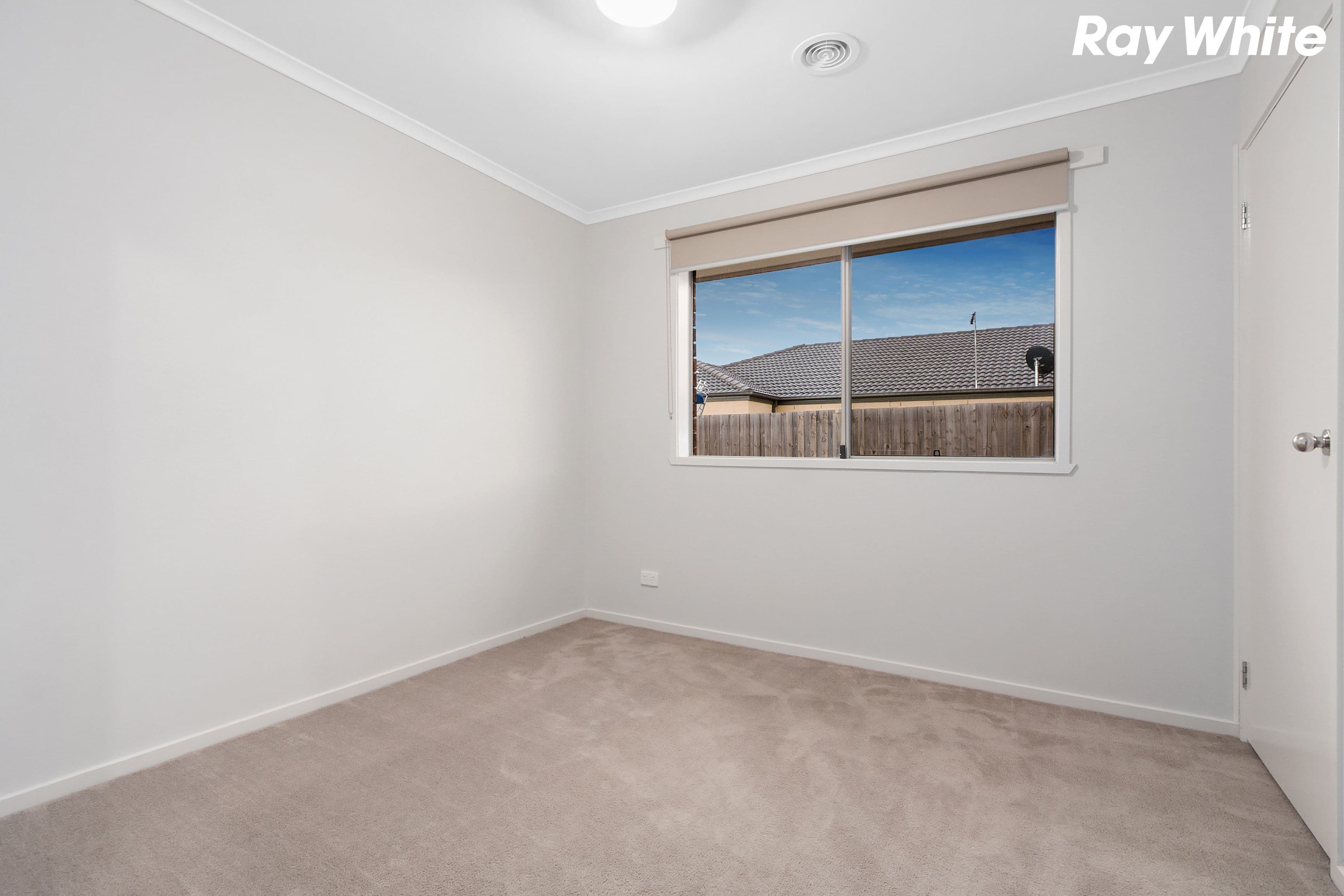 12 Ruby Avenue, Koo Wee Rup VIC 3981, Koo Wee Rup - Thumbnail 8