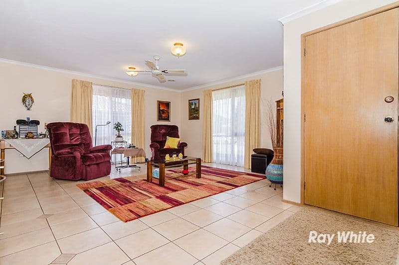4 Blueberry Close, Cranbourne North VIC 3977, Cranbourne North - Thumbnail 4