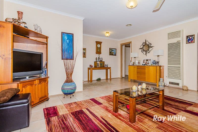 4 Blueberry Close, Cranbourne North VIC 3977, Cranbourne North - Thumbnail 5