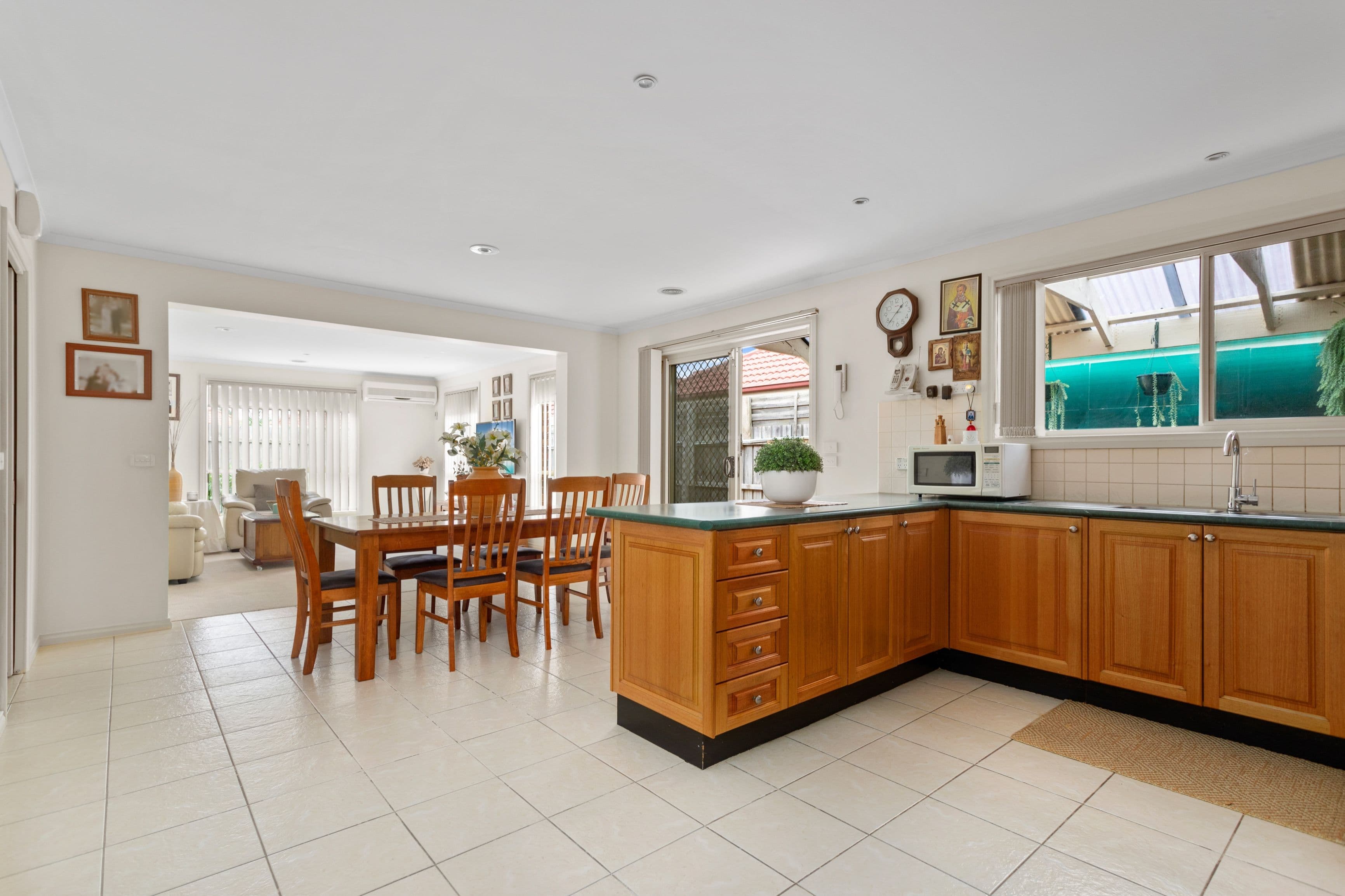 82 Twin River Drive, South Morang VIC 3752, South Morang - Thumbnail 8