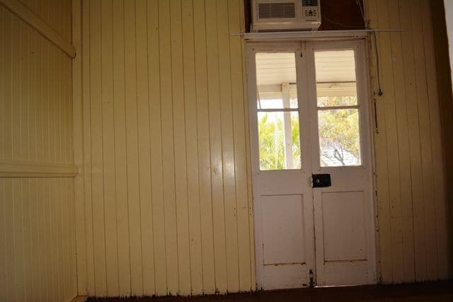 91 Thistle Street, Blackall QLD 4472, Blackall - Thumbnail 6