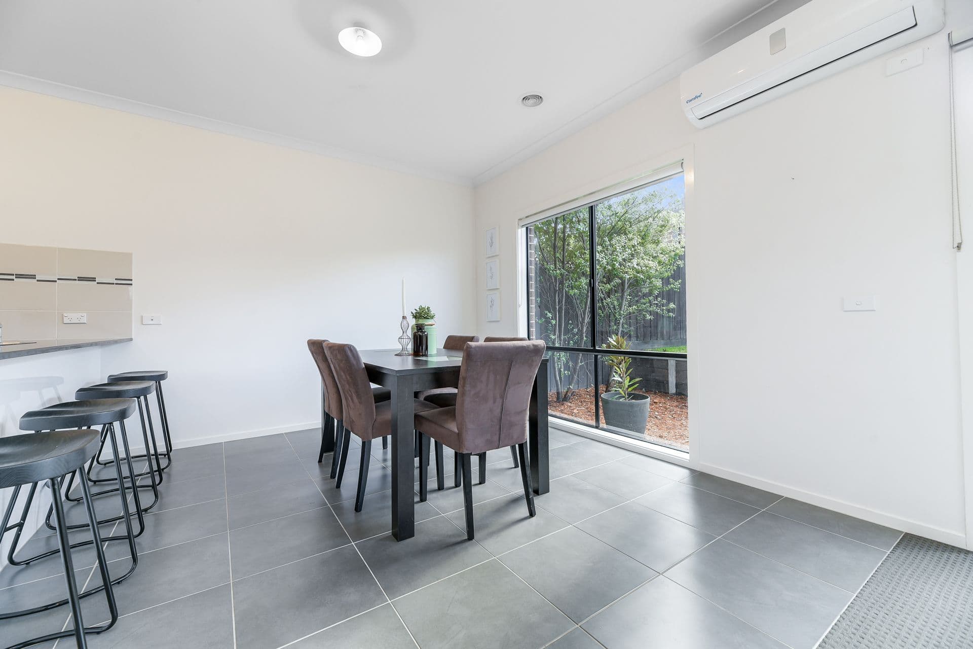 17 Cotswold Crescent, Officer VIC 3809, Officer - Thumbnail 6