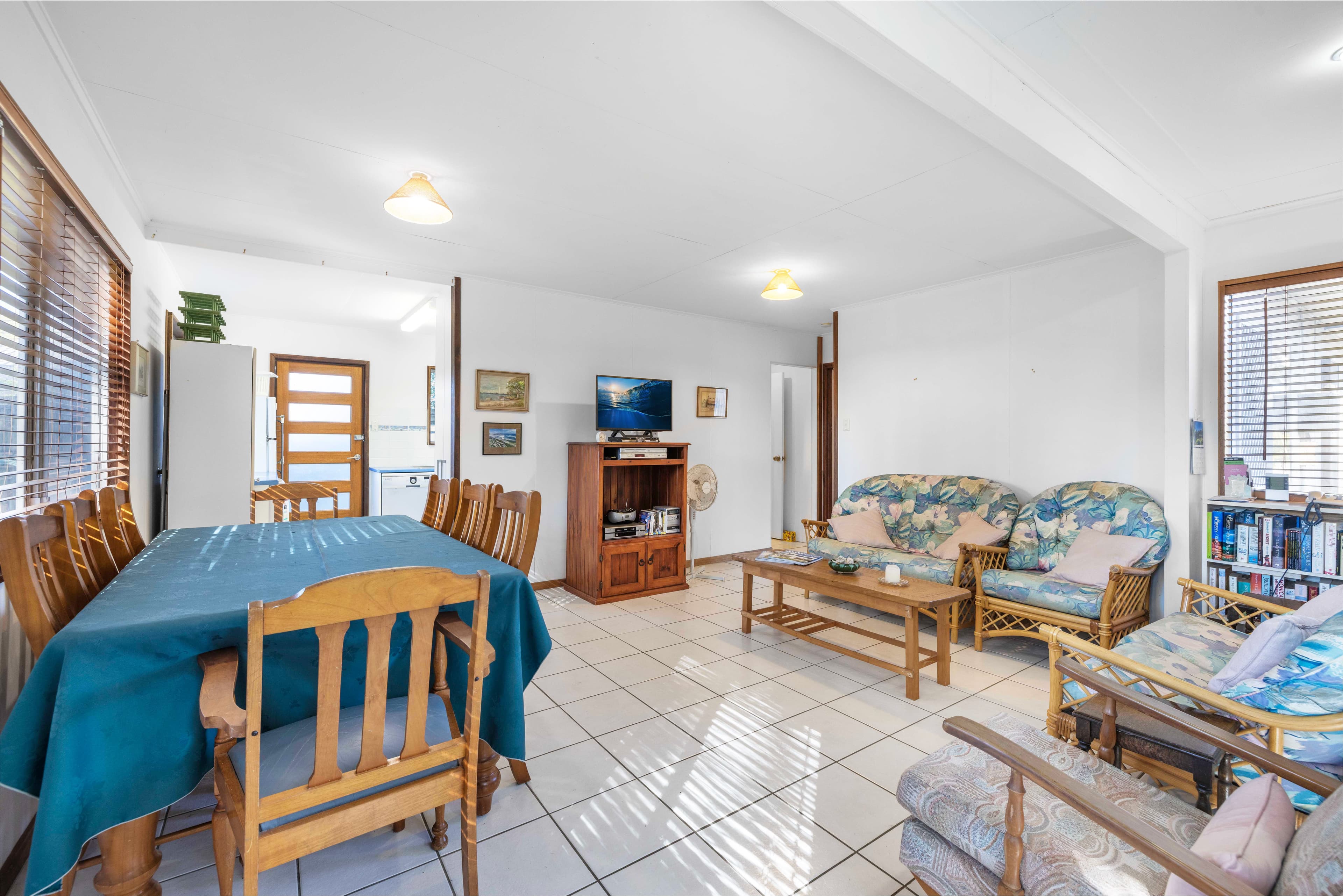 79 Coronation Avenue, Golden Beach QLD 4551, Golden Beach - Thumbnail 4