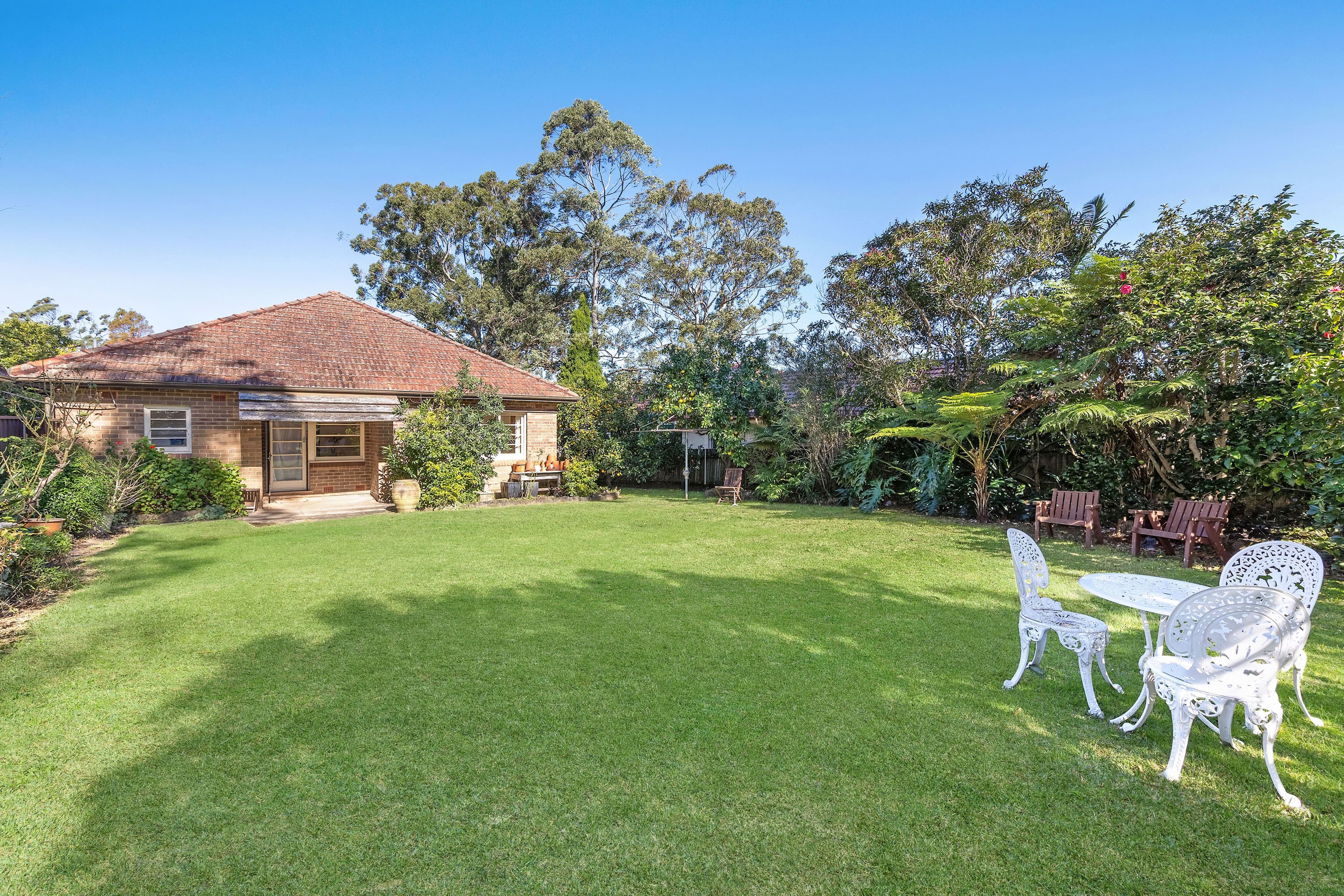10 Raglan Street, Turramurra NSW 2074, Turramurra - Thumbnail 2