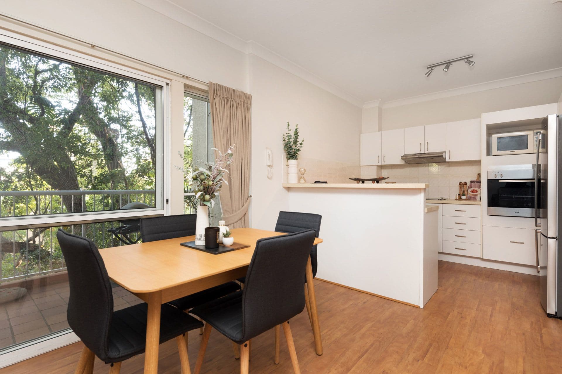 86 Musgrave Road, Indooroopilly QLD 4068, Indooroopilly - Thumbnail 3