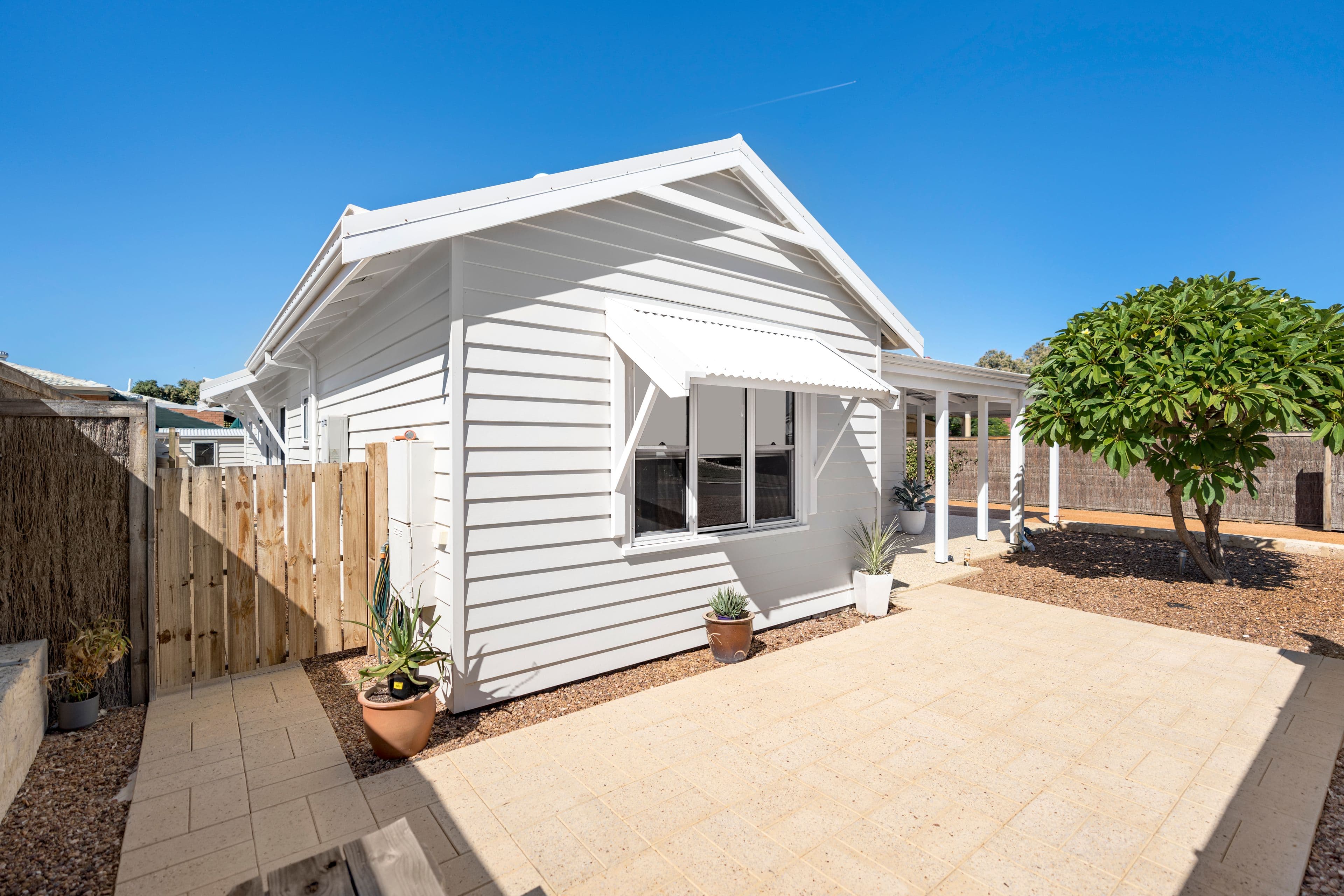 4 Fuller Street, Bluff Point WA 6530, Bluff Point - Thumbnail 2