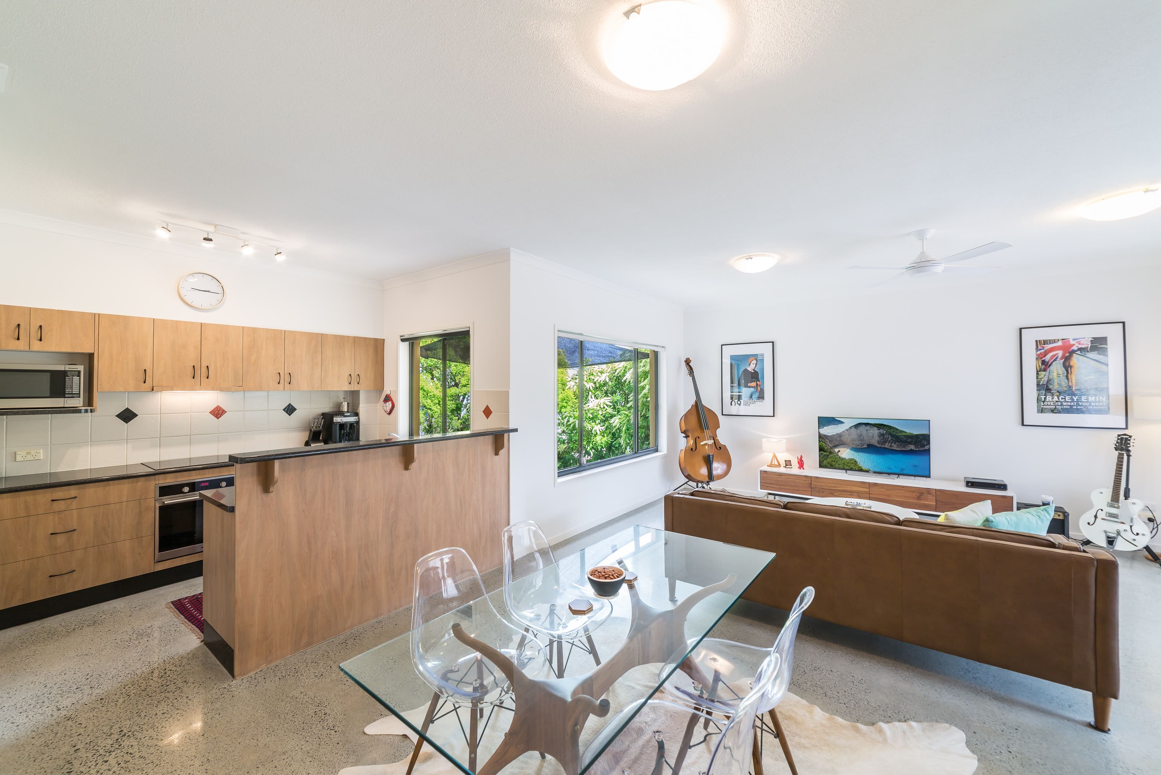 24-26 Parneno Street, CHEVRON ISLAND QLD 4217, Chevron Island - Thumbnail 4