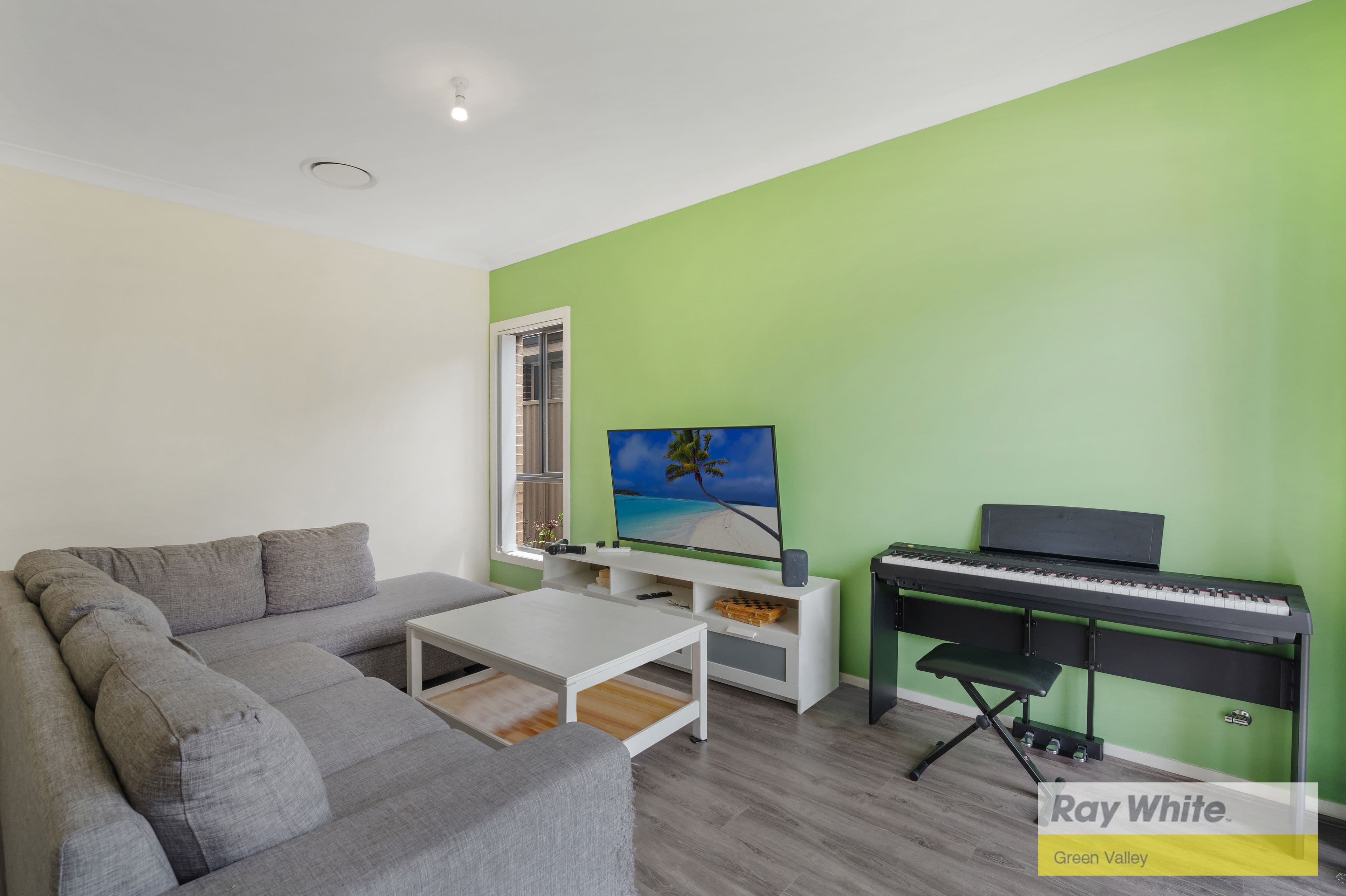 20 Alpine Place, Carnes Hill NSW 2171, Carnes Hill - Thumbnail 3