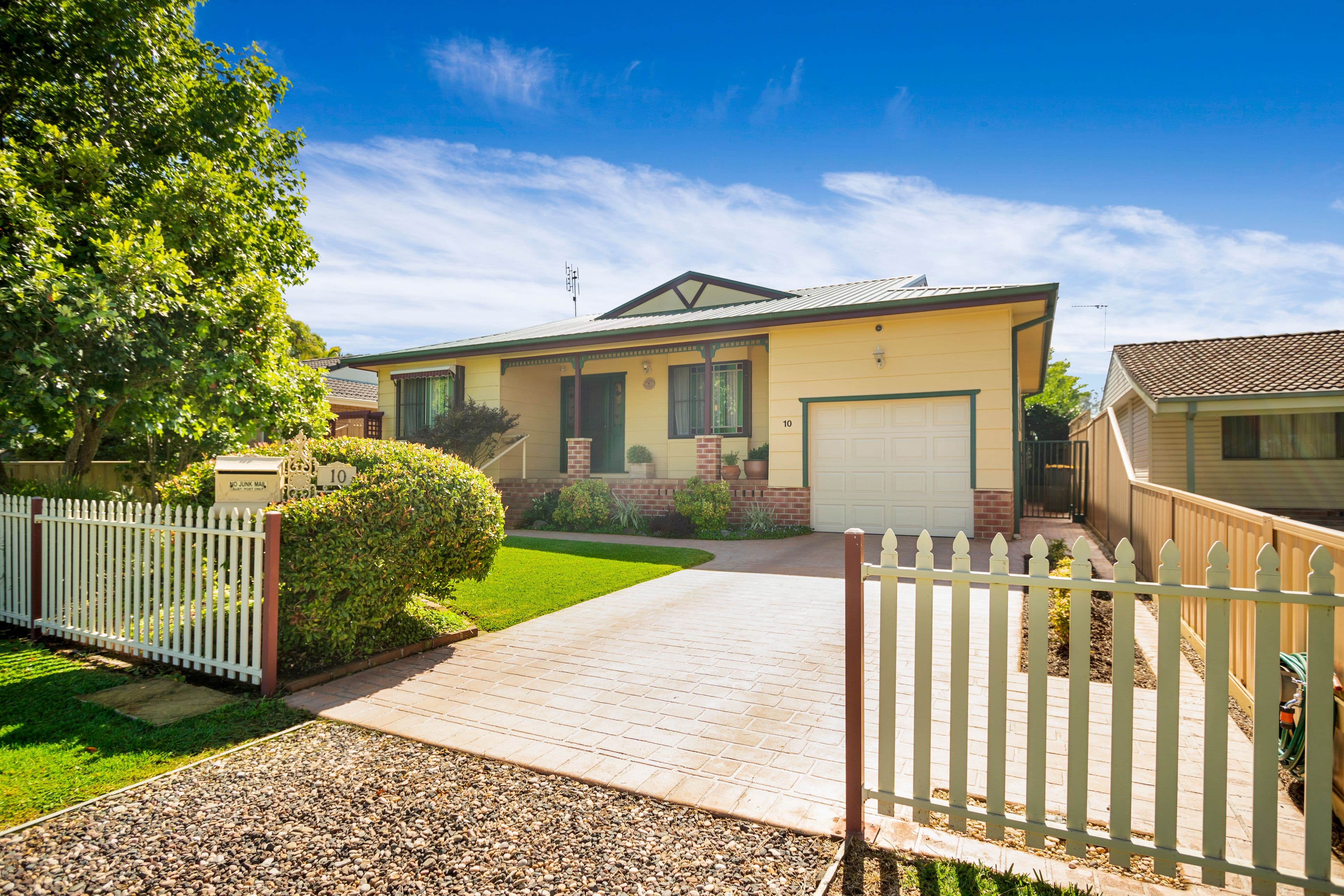 10 Prince Edward Avenue, Culburra Beach - Image 1