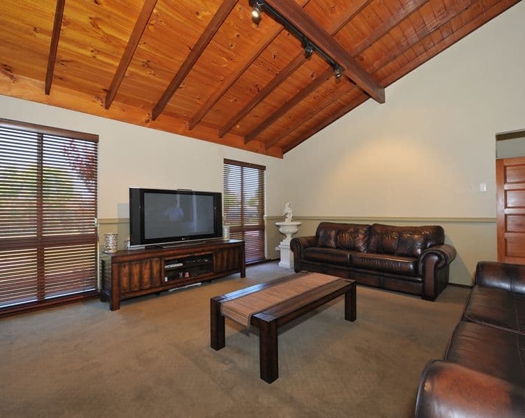 23 Mangles Street, WARNBRO WA 6169, Warnbro - Thumbnail 3