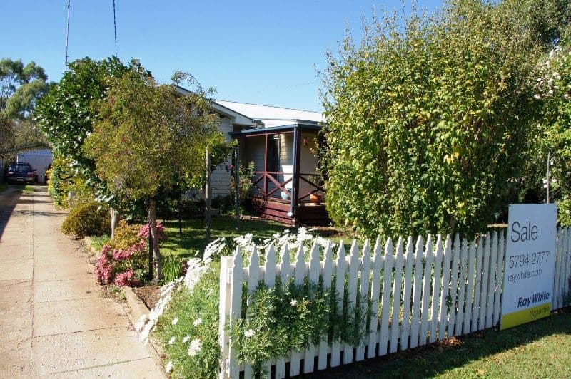 12 Lorraine Avenue, NAGAMBIE VIC 3608, Nagambie - Image 1
