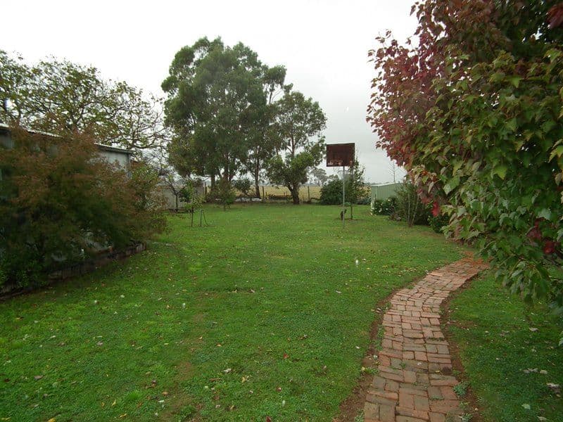 12 Lorraine Avenue, NAGAMBIE VIC 3608, Nagambie - Thumbnail 8