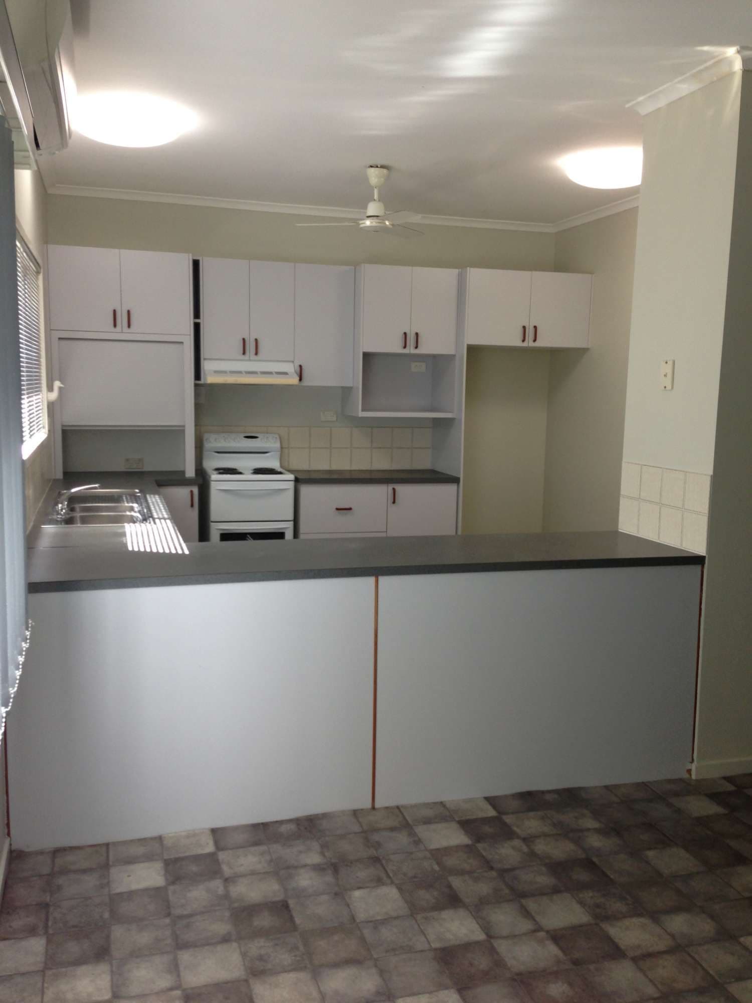 27 Brock Street, AITKENVALE QLD 4814, Aitkenvale - Thumbnail 4