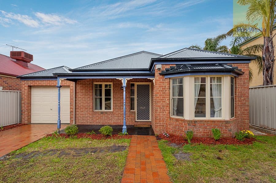 27 Willmott Drive, Craigieburn VIC 3064, Craigieburn - Image 1