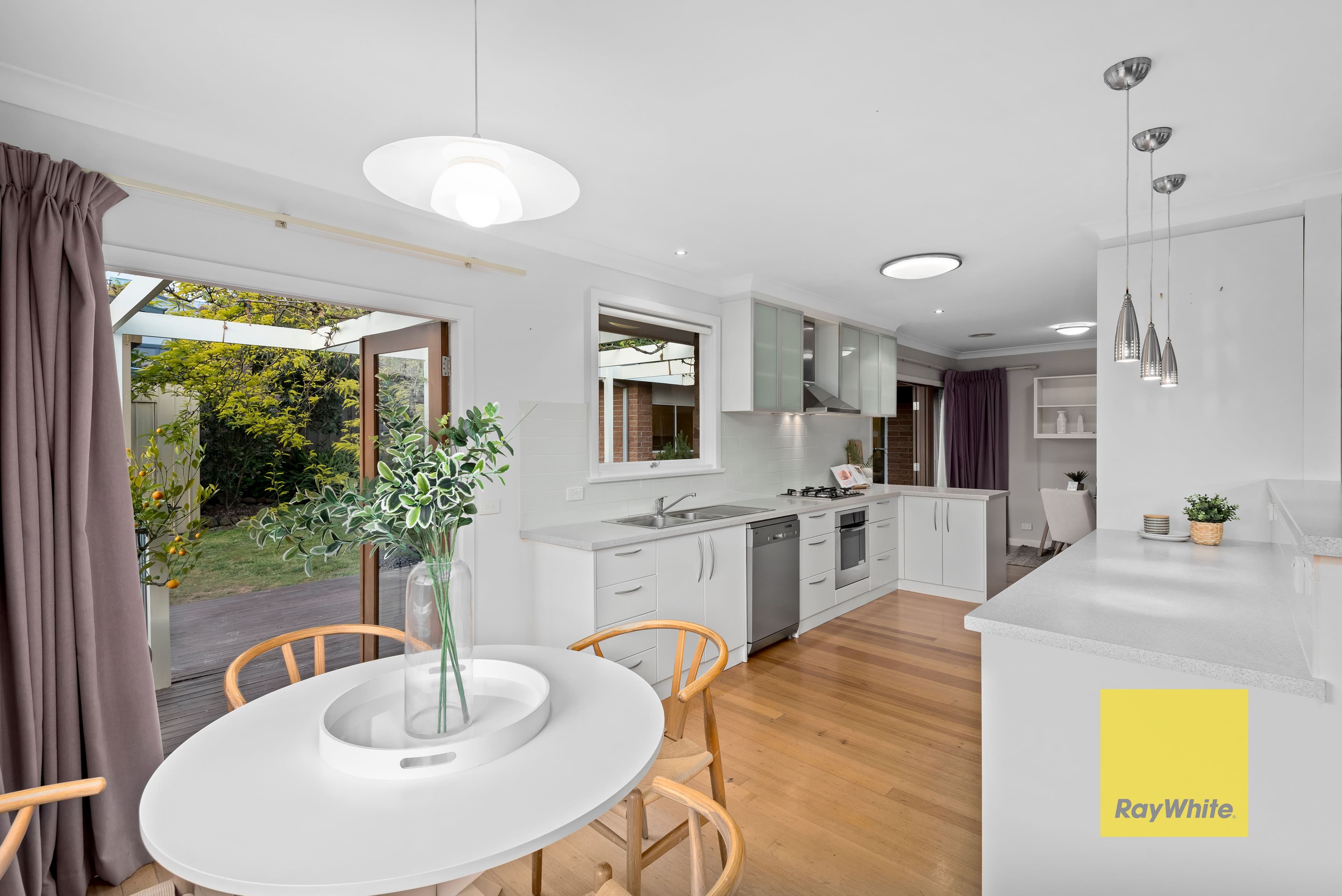 24 Ballater Avenue, Newtown VIC 3220, Newtown - Thumbnail 4