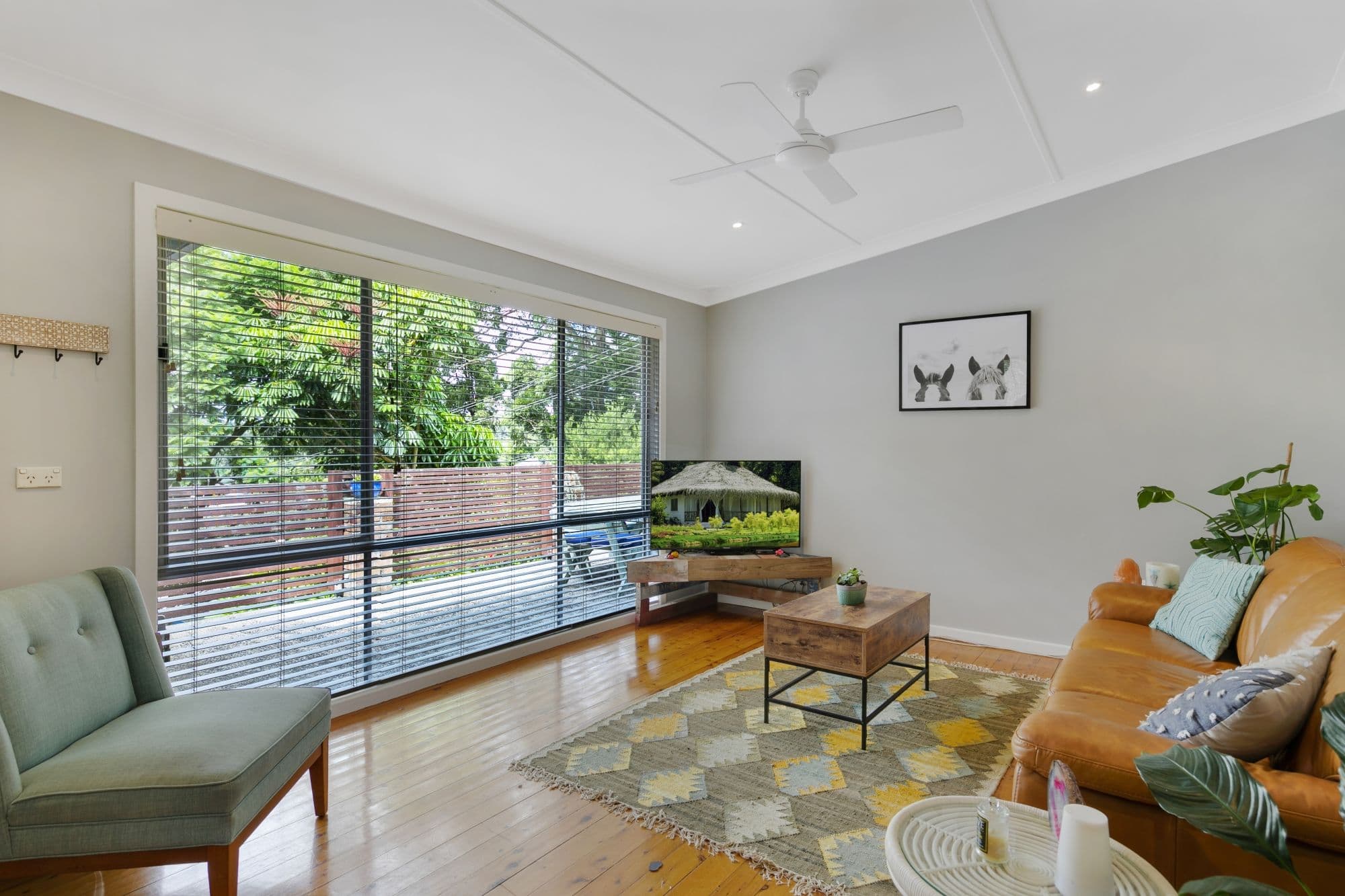 7 Jubilee Parade, Berkeley Vale - Image 1