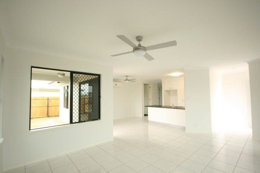 2 Ocean Court, Sarina QLD 4737, Sarina - Thumbnail 3
