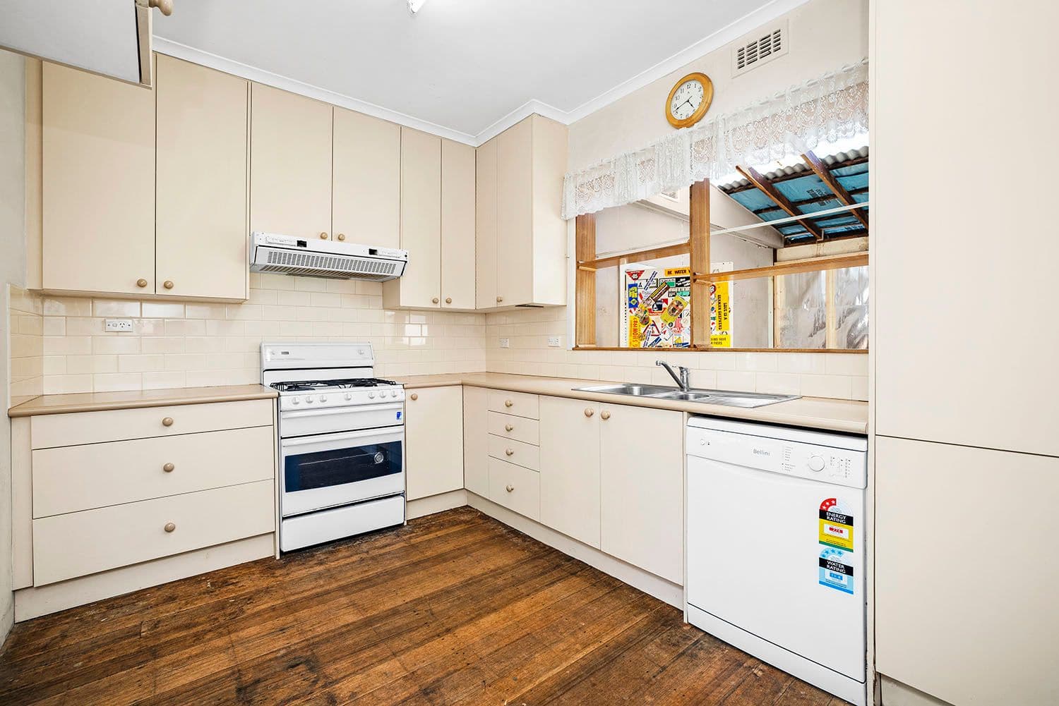 52 Jack Road, Cheltenham VIC 3192, Cheltenham - Thumbnail 3