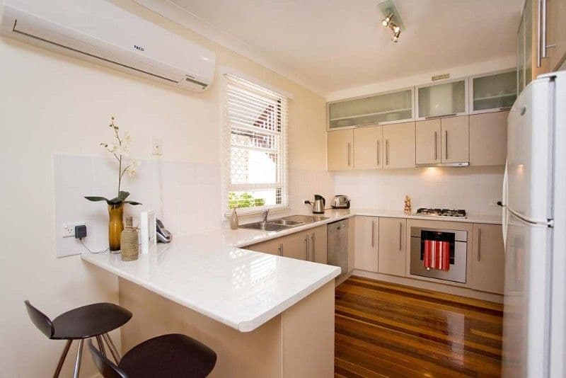21 Argyle Street, RED HILL QLD 4059, Red Hill - Thumbnail 2