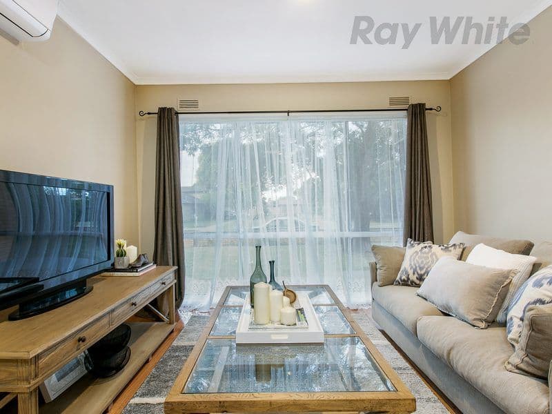 70 East Road, Seaford VIC 3198, Seaford - Thumbnail 4