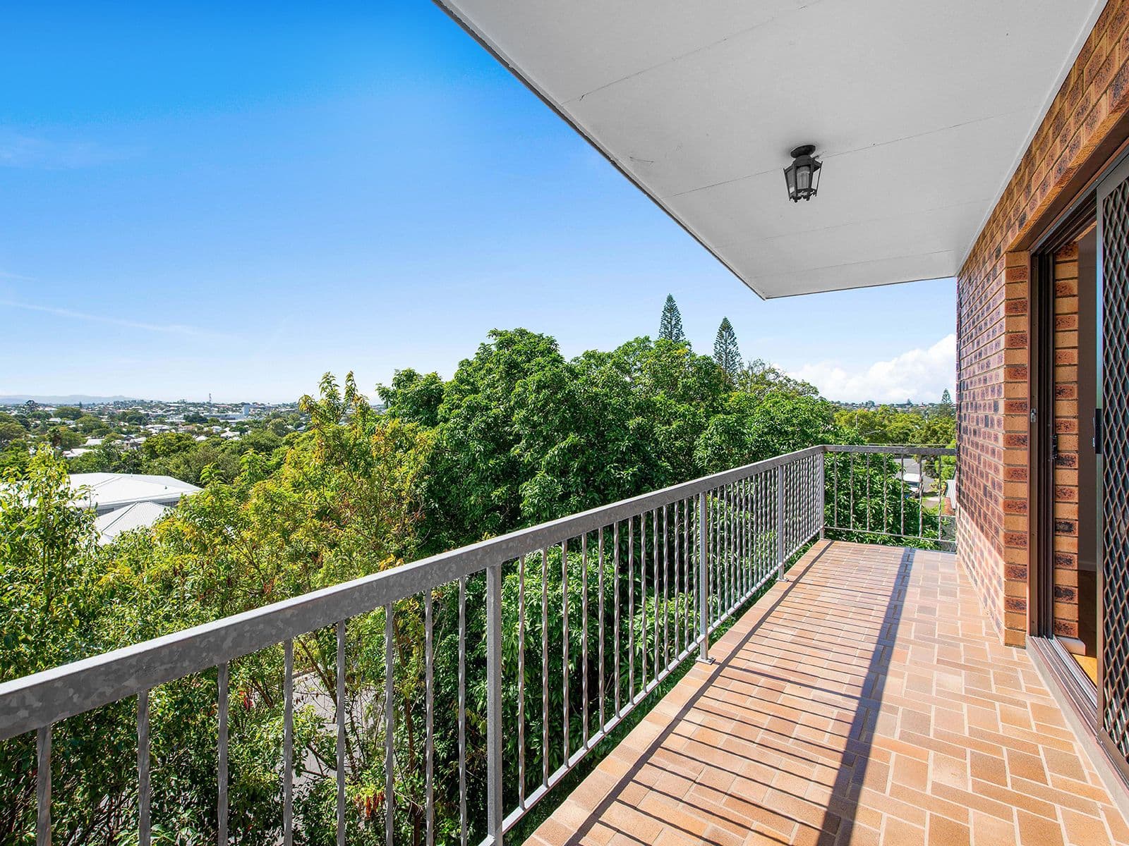 47 Stopford Street, Wooloowin QLD 4030, Wooloowin - Thumbnail 4