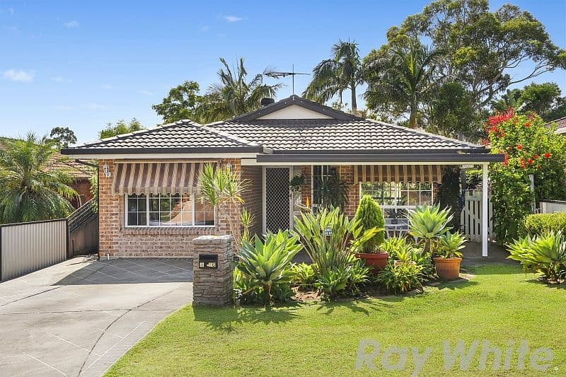 16 Myall Close, Blue Haven - Image 1