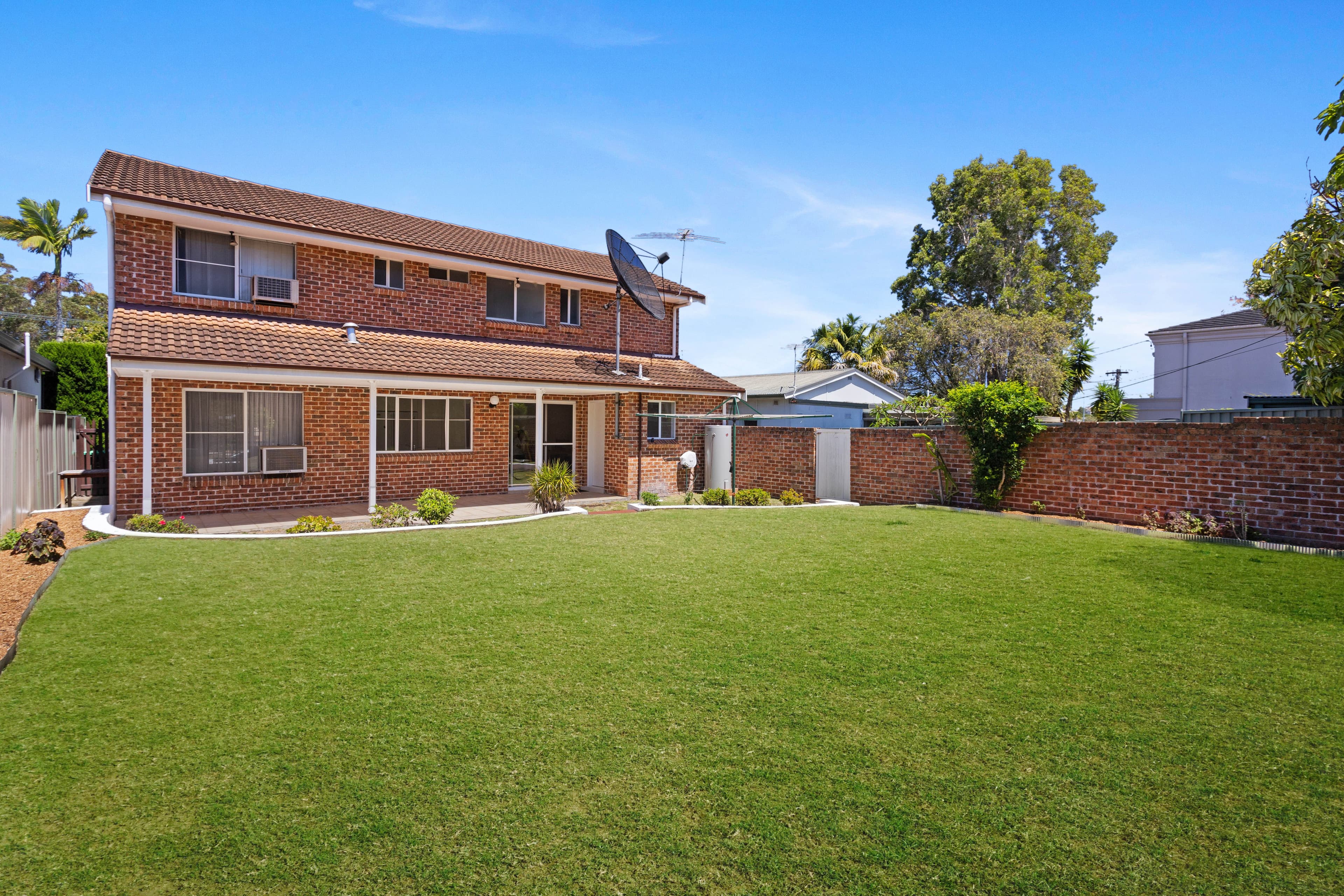 1/142 Holt Road, Taren Point NSW 2229, Taren Point - Thumbnail 2