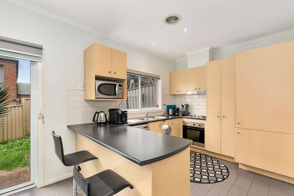 2 Seggan Circle, Gowanbrae VIC 3043, Gowanbrae - Thumbnail 3