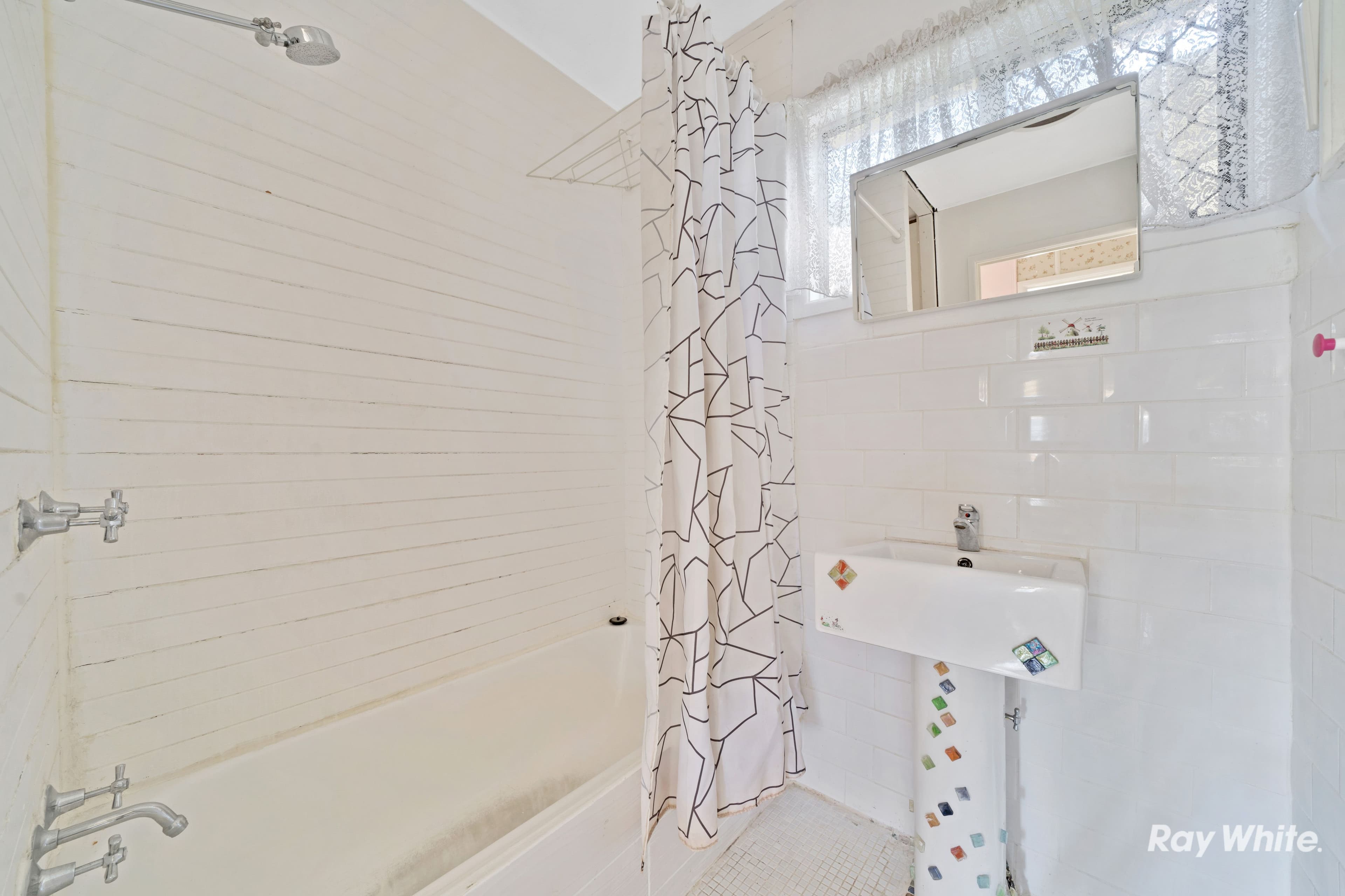 24 Camelia Avenue, Logan Central QLD 4114, Logan Central - Thumbnail 7