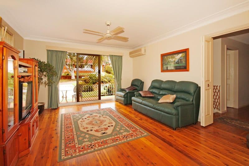 39 Lalor Crescent, ENGADINE NSW 2233, Engadine - Thumbnail 2