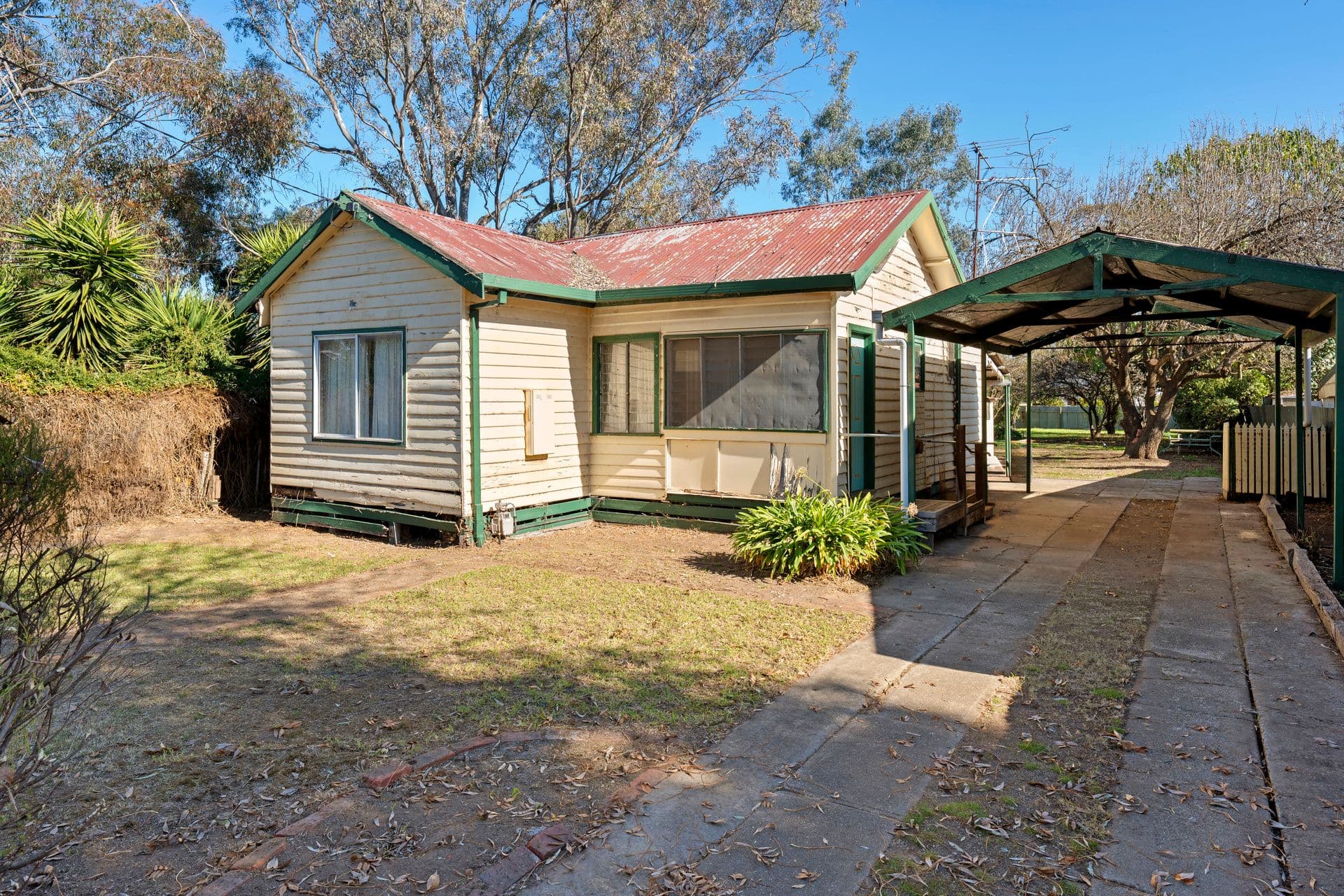 13 Commercial Road, Benalla VIC 3672, Benalla - Image 1