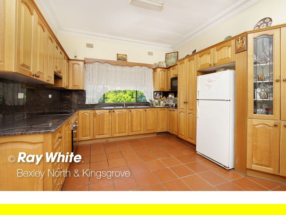 52 St Georges Road, Bexley - Thumbnail 2