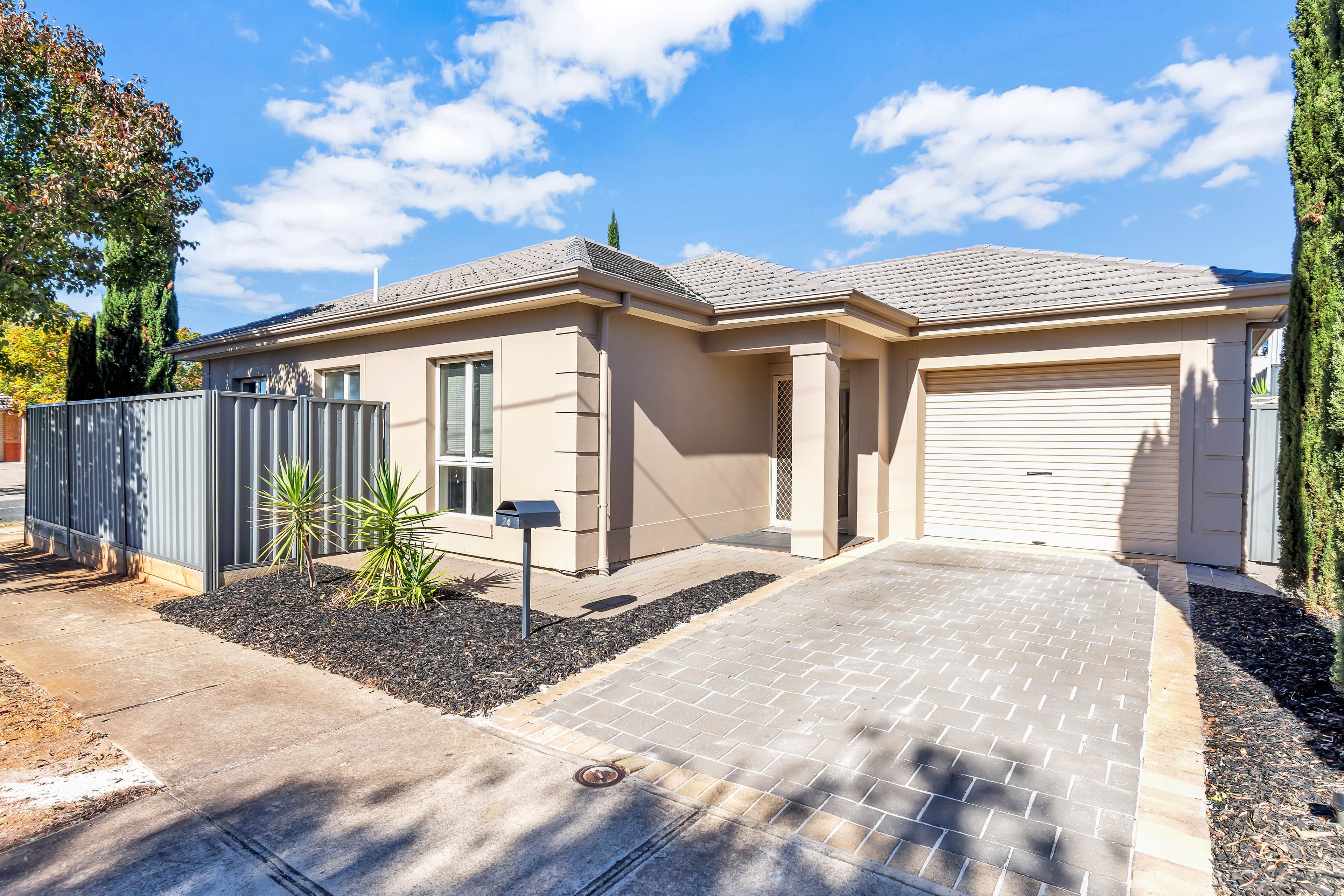 24 Newton Terrace, Enfield SA 5085, Enfield - Thumbnail 2