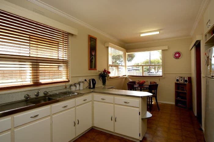 10 McCurdy Road, HERNE HILL VIC 3218, Herne Hill - Thumbnail 6