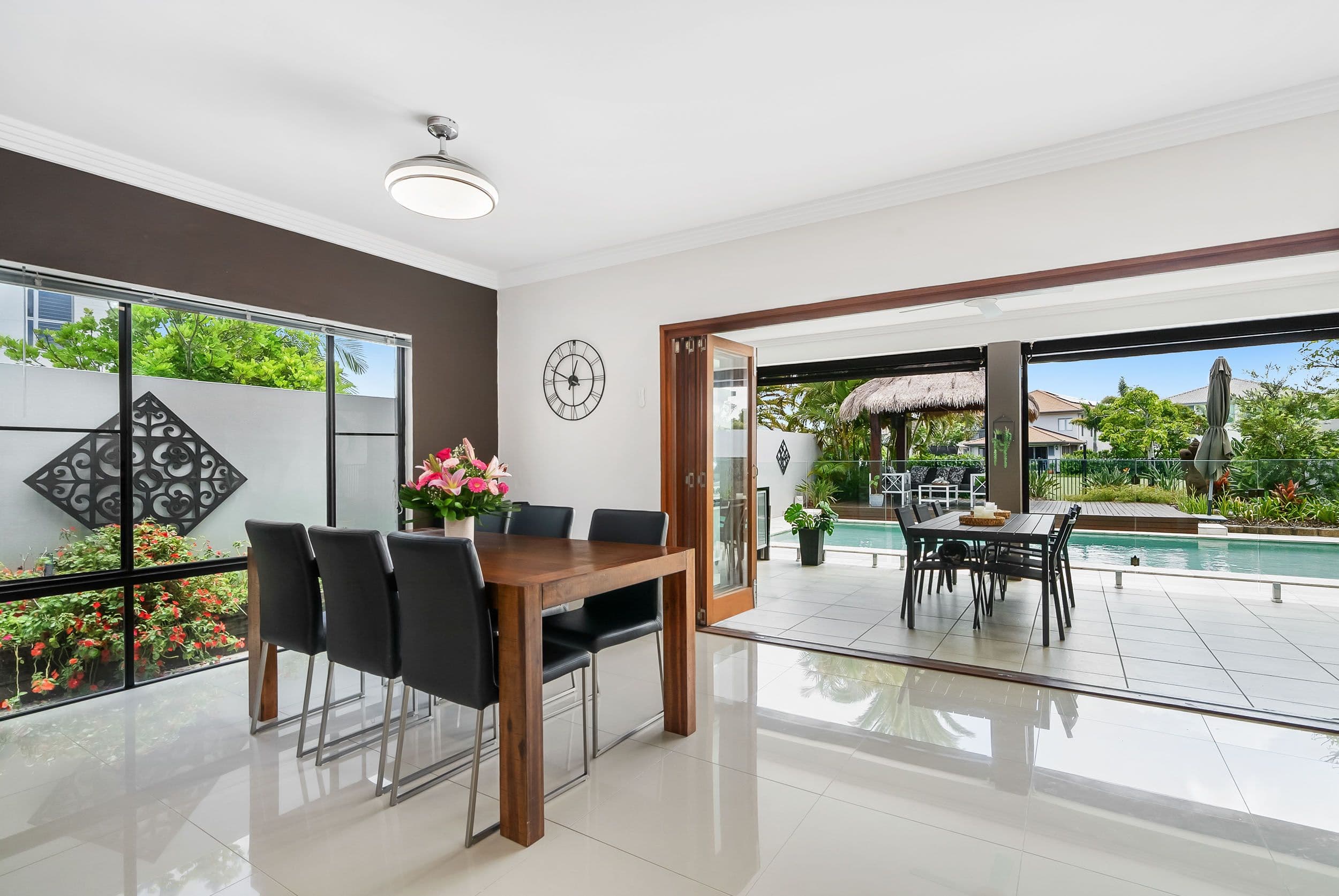 2546 Gracemere Circuit West, Hope Island QLD 4212, Hope Island - Thumbnail 2